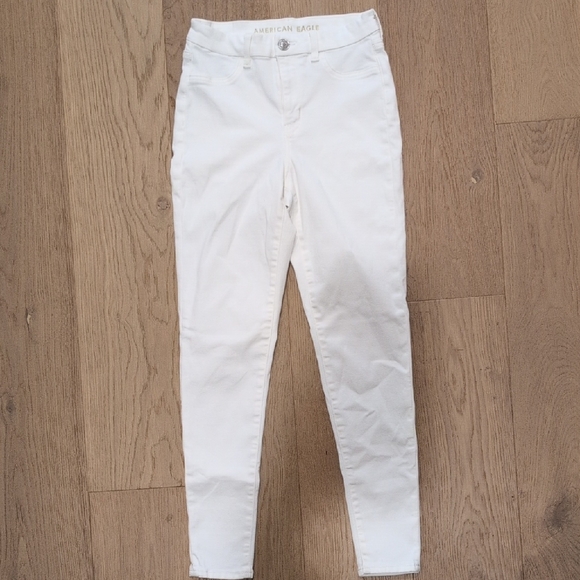 American Eagle Outfitters Denim - American Eagle Cream Stretch Jeans